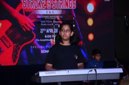 Six Strings Studio