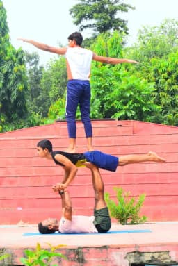 yogaguru Amar 25yrs experience
