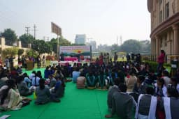 S R COACHING CLASSES (LLP) | Top Coaching in Sector 22 Noida – Physics, Chemistry, Math, Accounts, Eco, English