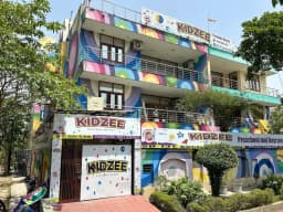 Kidzee Noida Sector-45