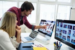 Digital Arnav Top Website & Graphic Designer in noida delhi Landing Pages Ecommerce Website & Plastic PVC ID card