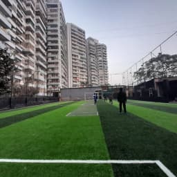 hoppr | Cricket, Football, Dance, Martial Arts | Crossing Republik