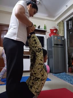PEACE FLOW YOGA CLASSES / CENTRE