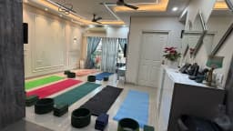 ऋतुYog Studio