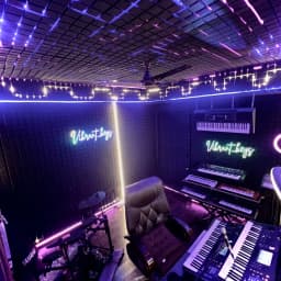 Piano lessons by Vikrant Puri